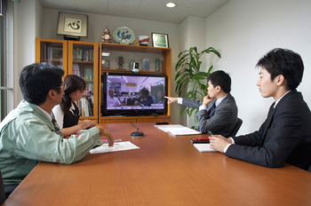 会議室・教室にて